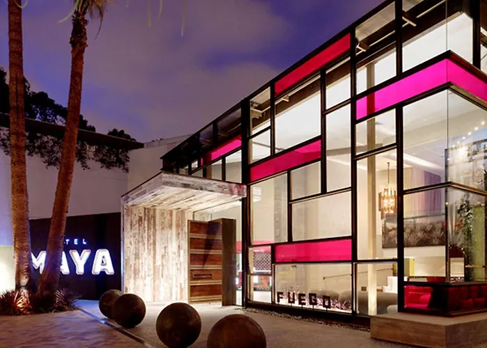 Hotel Maya - A Doubletree By Hilton Hotel